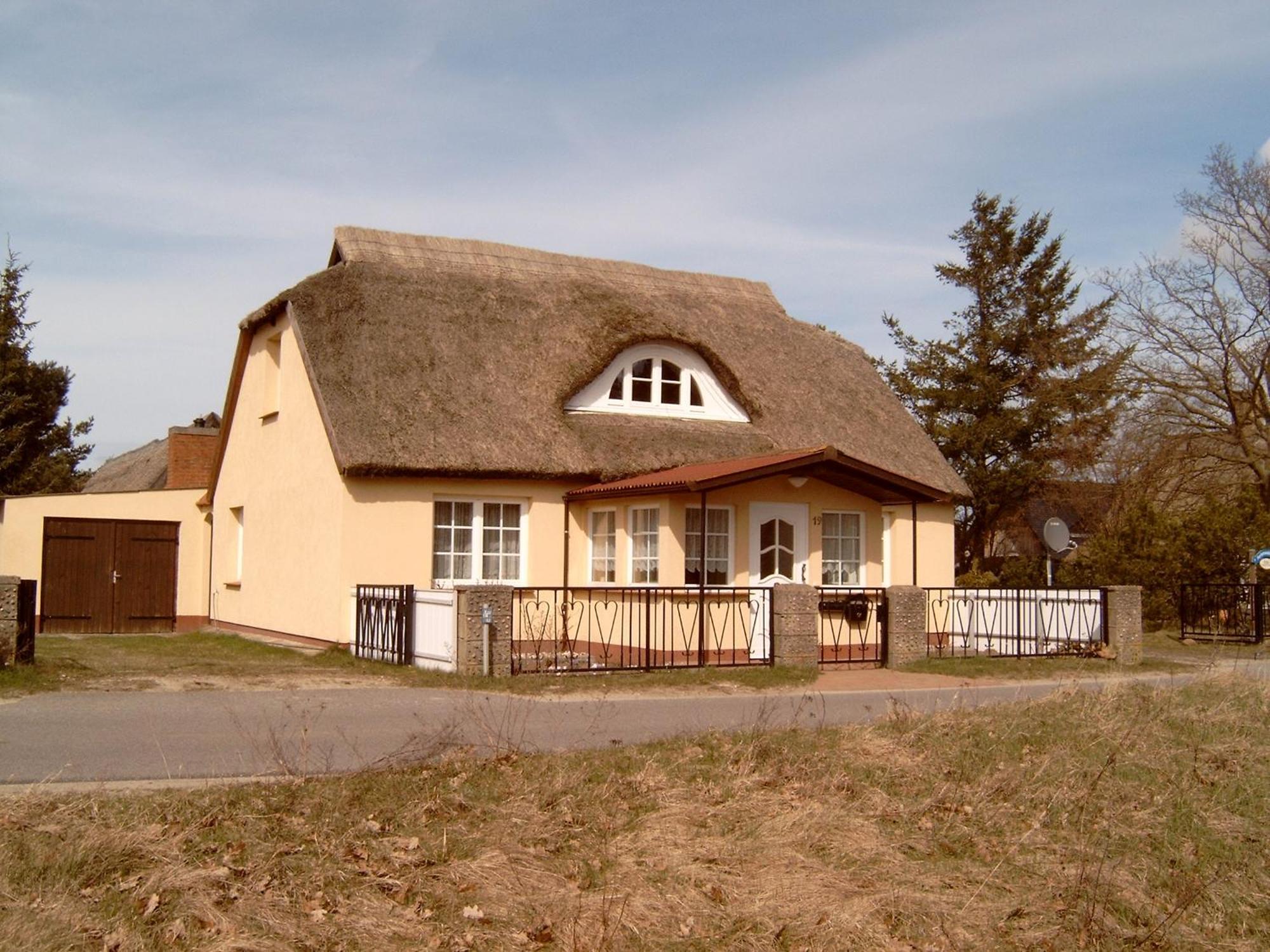 Ferienhaeuschen Villa Born Exteriör bild